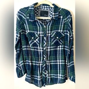 Rails Flannel - Size Medium